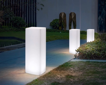 Светильник Колонна 30х115 питание от сети 220В, RGB