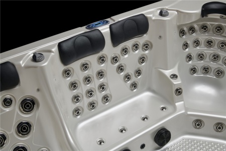 Гидромассажный спа-бассейн Joyee SPA Milan