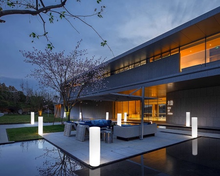 Светильник Цилиндр 25х36 питание от АКБ, RGB